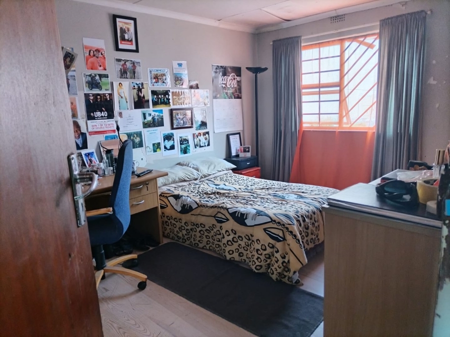 2 Bedroom Property for Sale in Strandfontein Village Western Cape